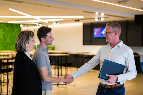 Gert Cooreman from GC Consulting making agreements with clients